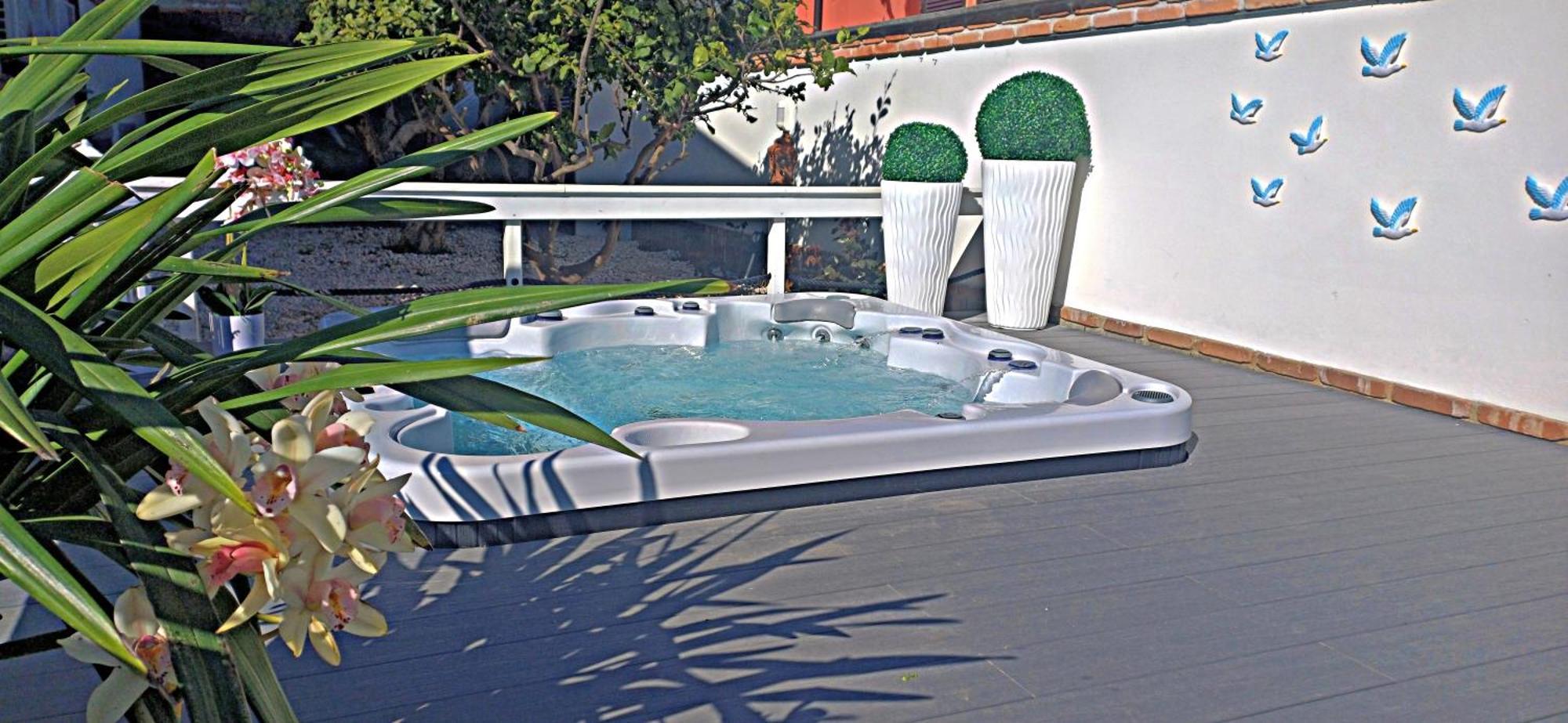 Alloggi Turistici Con Piscina Palestra Jacuzzi Sauna Anzio Dış mekan fotoğraf