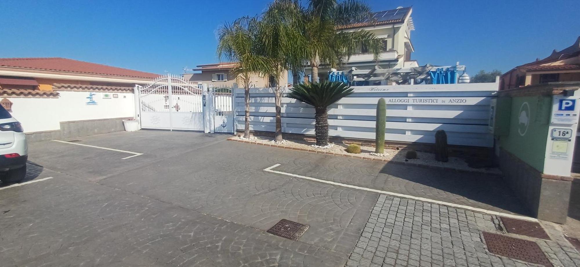 Alloggi Turistici Con Piscina Palestra Jacuzzi Sauna Anzio Dış mekan fotoğraf